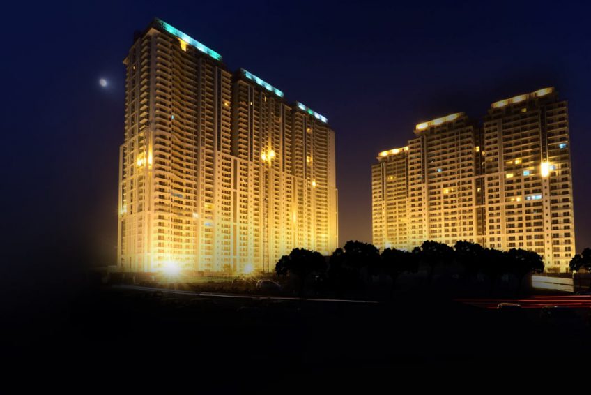 DLF Crest